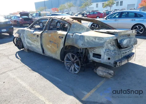 2015 Dodge Charger Road/Track z USA, uszkodzony, nr VIN 2C3CDXCT3FH916647